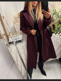 Elegancki płaszcz damski w kolorze bordowym w jodełkę